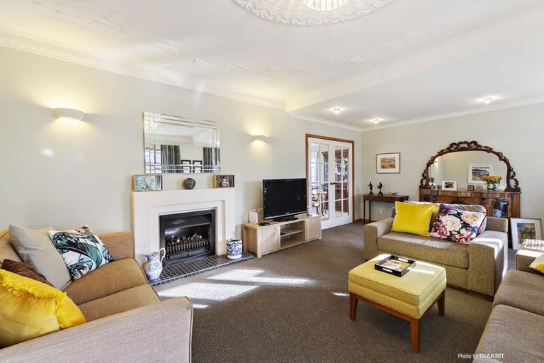 Photo of property in 54c Hungerford Road, Houghton Bay, Wellington, 6023