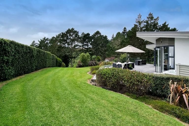 Photo of property in 44 Warman Road, Okura, Albany, 0792