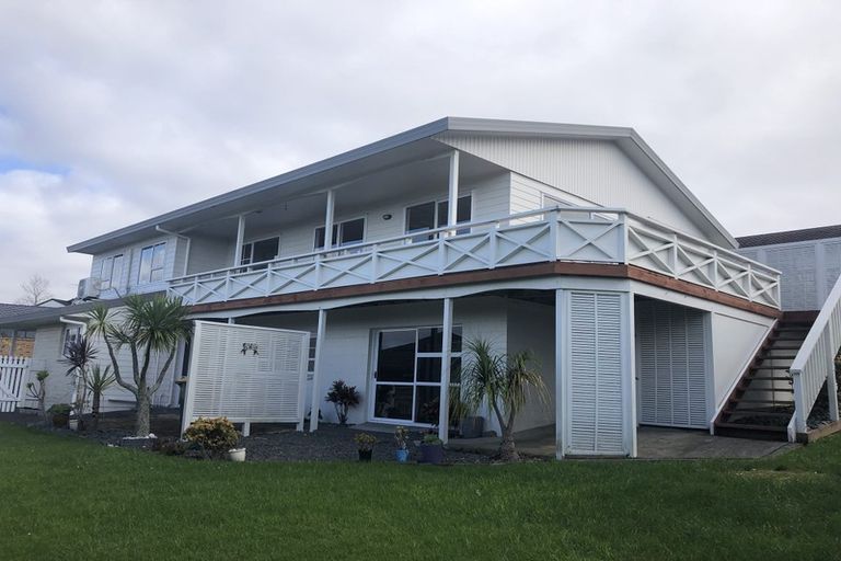 Photo of property in 7 Soling Place, West Harbour, Auckland, 0618