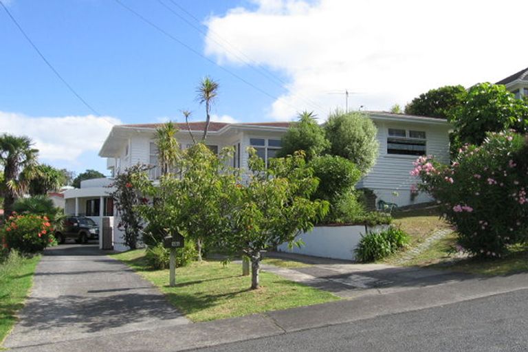 Photo of property in 2/13 Bevyn Street, Castor Bay, Auckland, 0620