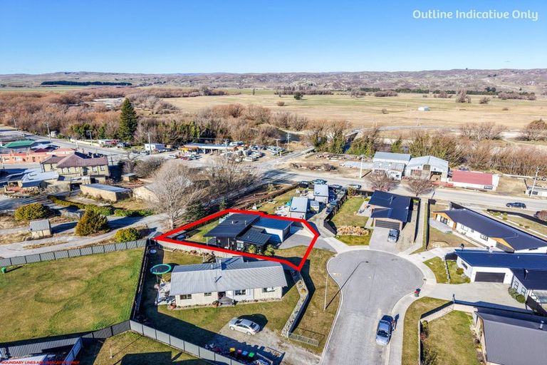 Photo of property in 33 Plunket Street, Omakau, 9376