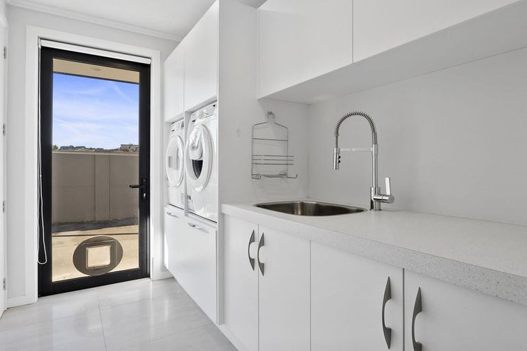 Photo of property in 2 Carnoustie Lane, Mosgiel, 9024