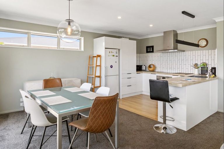 Photo of property in 39 Oxford Street, West End, Timaru, 7910