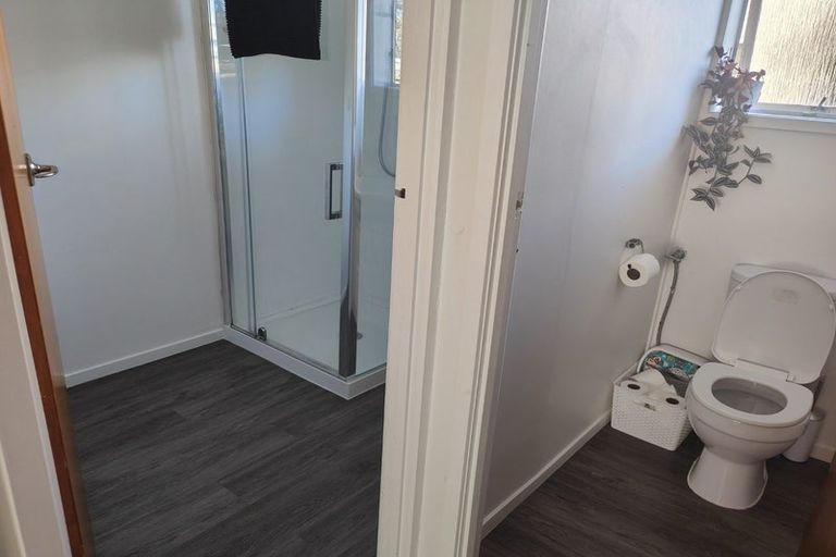 Photo of property in 156 Lincoln Road, Henderson, Auckland, 0610