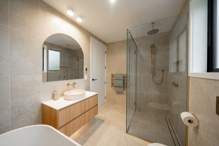 Photo of property in 3 Seymour Street, Gore, 9710