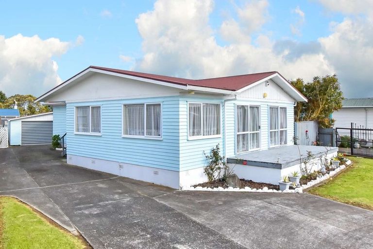 Photo of property in 25 Addington Avenue, Manurewa, Auckland, 2102