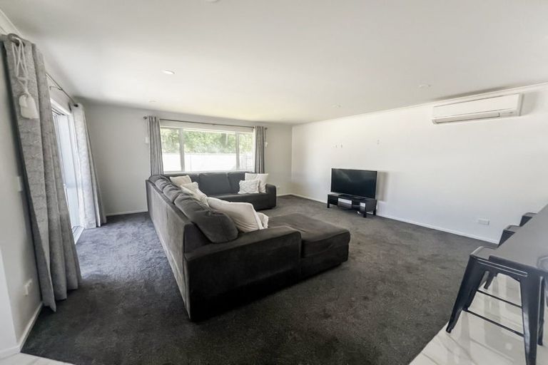 Photo of property in 4 Ivy Lane, Kelvin Grove, Palmerston North, 4414