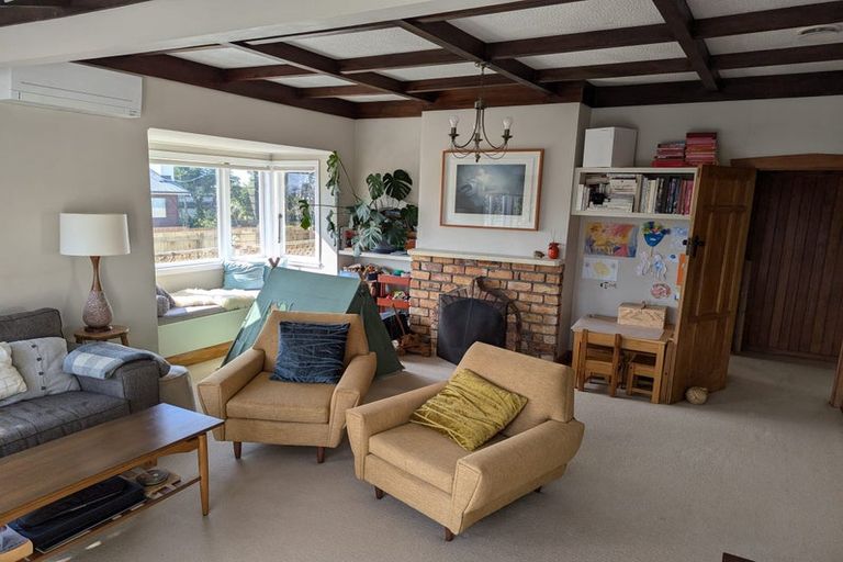 Photo of property in 16a Kowhai Road, Campbells Bay, Auckland, 0630