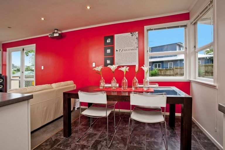 Photo of property in 13 James Street, Glenfield, Auckland, 0629