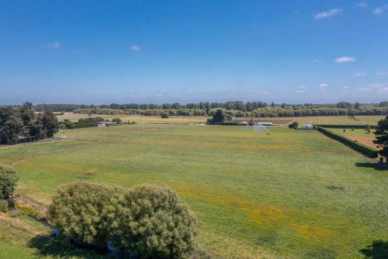 Photo of property in 383 Coutts Island Road, Coutts Island, Belfast, 7670