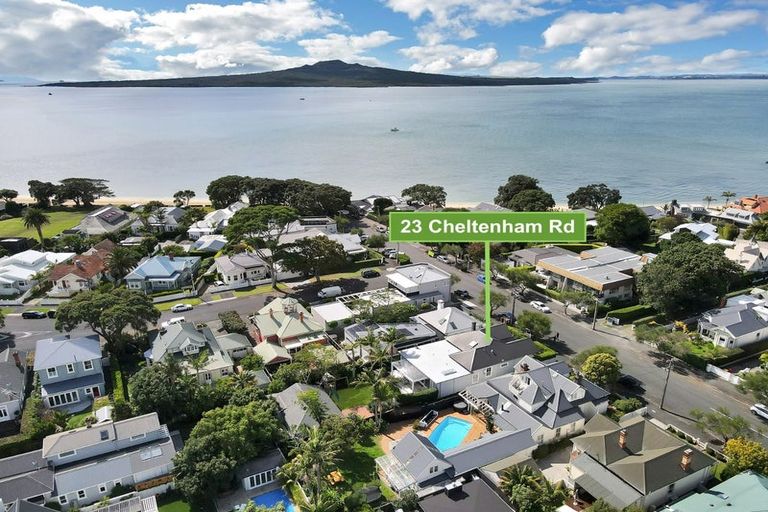 Photo of property in 23 Cheltenham Road, Devonport, Auckland, 0624
