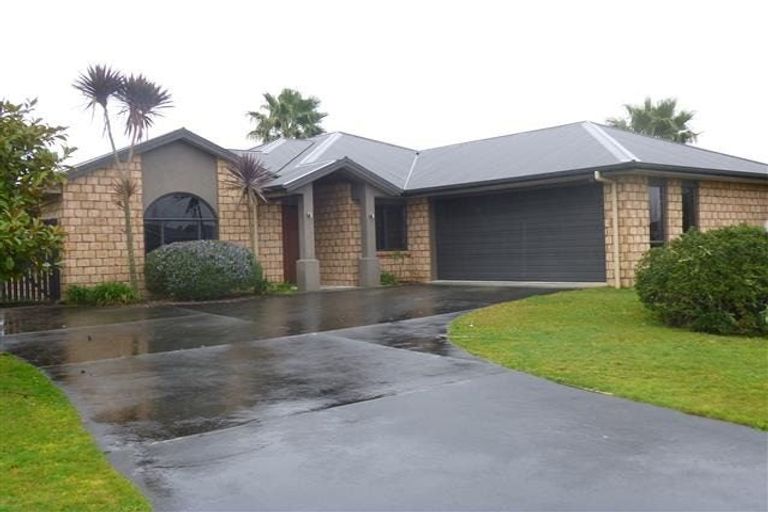Photo of property in 6 Westminster Place, Rototuna North, Hamilton, 3210