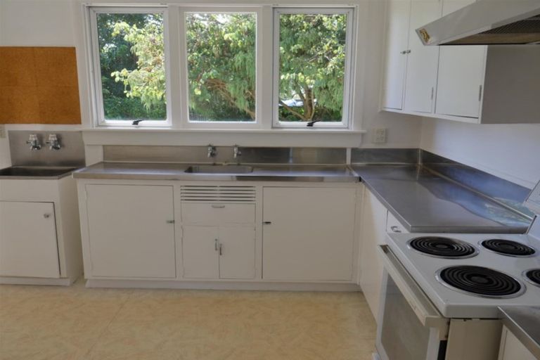 Photo of property in 51 Union Street, Hawera, 4610