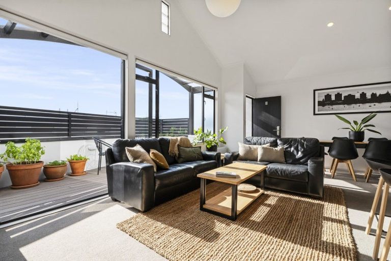 Photo of property in 22d Miro Street, Mount Maunganui, 3116