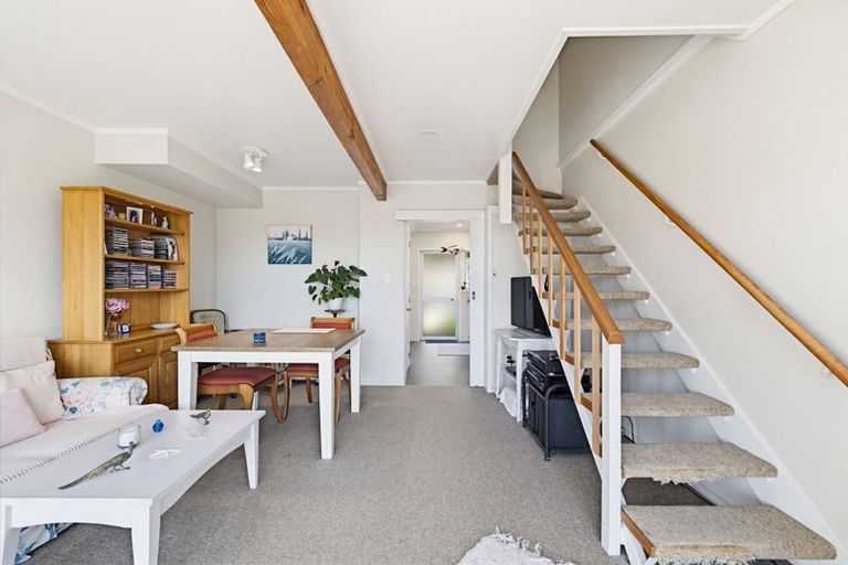 Photo of property in 3/16 Willerton Avenue, New Lynn, Auckland, 0600