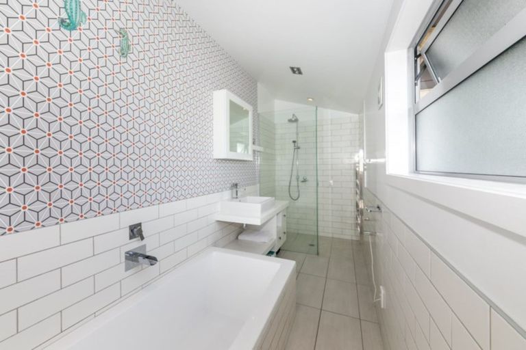 Photo of property in 3 Pukeko Place, Westshore, Napier, 4110