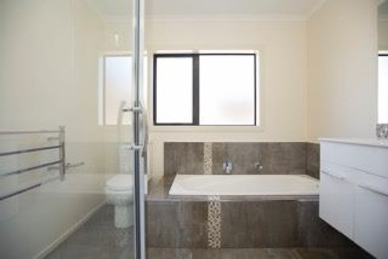 Photo of property in 5 Charlotte Crescent, Dinsdale, Hamilton, 3204