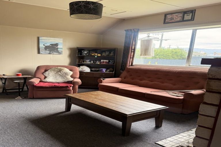 Photo of property in 50 Wilkin Street, Waimate, 7924