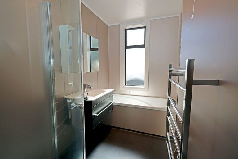 Photo of property in 12 Ardrossan Street, Lawrence, 9532