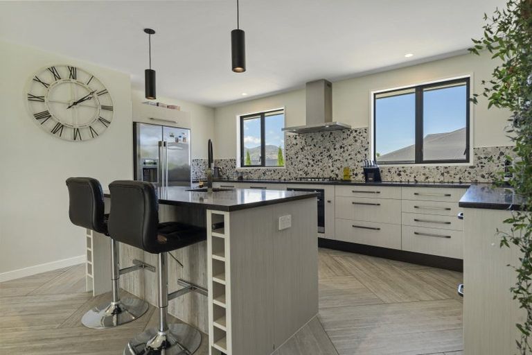 Photo of property in 11 Teal Place, Lake Hawea, Wanaka, 9382