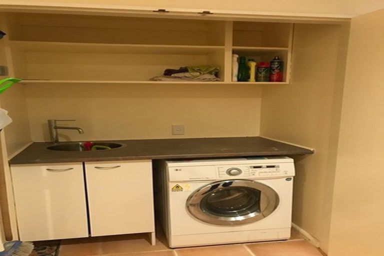 Photo of property in Dixonlane Apartments, 31/7 Feltex Lane, Te Aro, Wellington, 6011