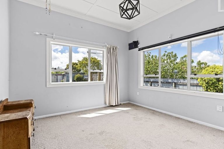 Photo of property in 56 Pembroke Road, Stratford, 4332