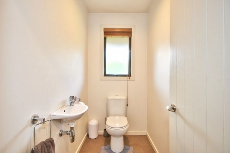 Photo of property in 7 Haddow's Place, Lake Hayes, Queenstown, 9304