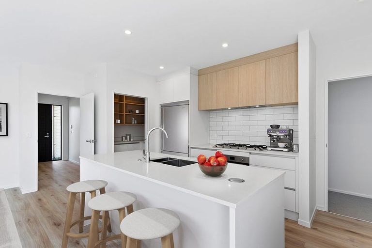 Photo of property in 15 Te Napi Drive, Manurewa, Auckland, 2112