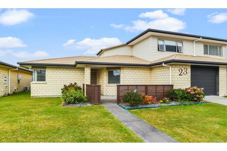 Photo of property in 23/64 Kawaha Point Road, Kawaha Point, Rotorua, 3010