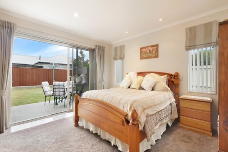 Photo of property in 16 Lynley Drive, West Melton, 7618