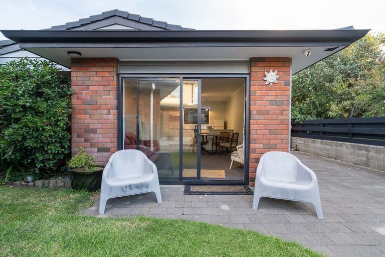 Photo of property in 112 Dickson Road, Papamoa Beach, Papamoa, 3118