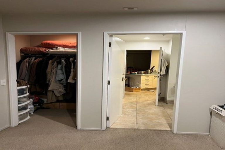 Photo of property in Courtenay Apartments, 504/120 Courtenay Place, Te Aro, Wellington, 6011