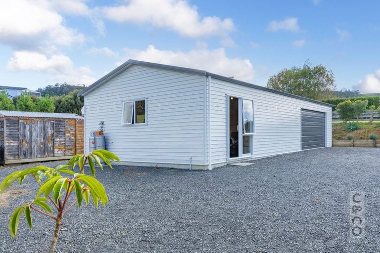 Photo of property in 79 Mount Albion Rise, Taupaki, Henderson, 0782