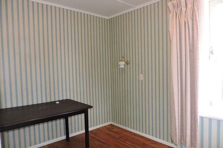 Photo of property in 11 Adams Road, Thornton Bay, Thames, 3575