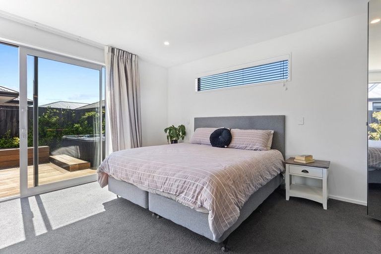 Photo of property in 2 Guyon Street, Marshland, Christchurch, 8083