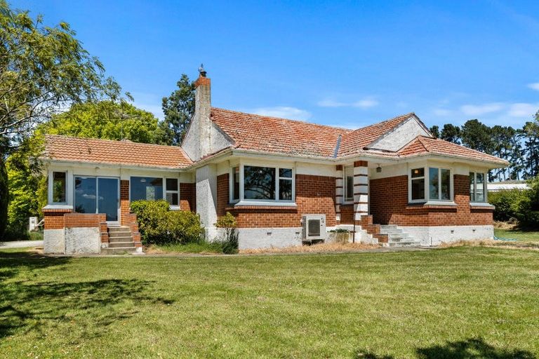 Photo of property in 1/13 Hughes Road, Palmerston, 9481