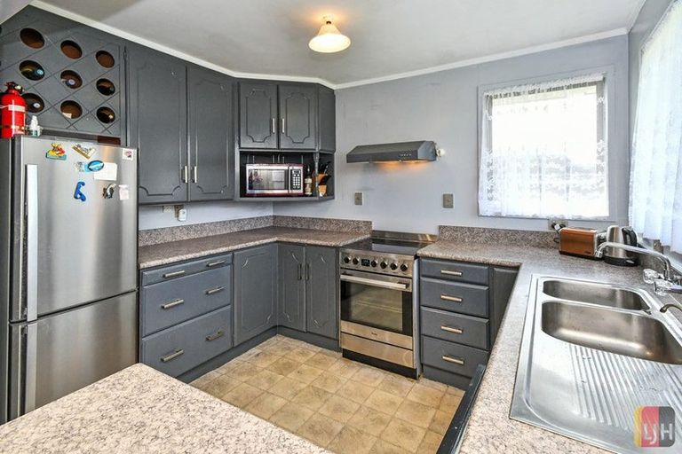 Photo of property in 2 Arohanui Street, Huntly, 3700