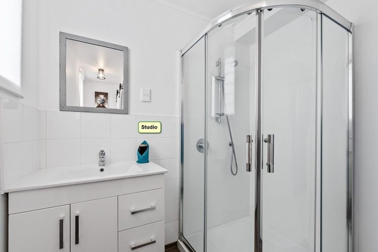 Photo of property in 4 Pine Ridge Terrace, Waikanae Beach, Waikanae, 5036