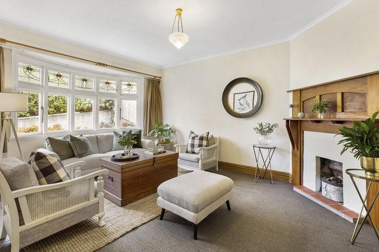 Photo of property in 14 Lerwick Terrace, Melrose, Wellington, 6023