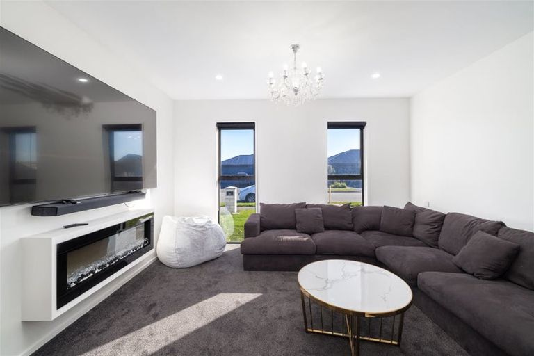 Photo of property in 23 Conailus Street, Halswell, Christchurch, 8025