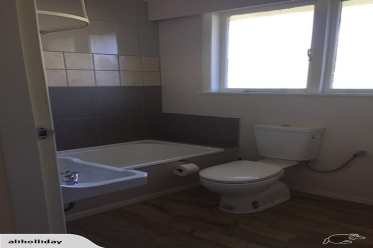 Photo of property in 46 York Street, Picton, 7220