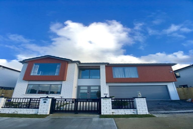 Photo of property in 187 Flat Bush School Road, Flat Bush, Auckland, 2019
