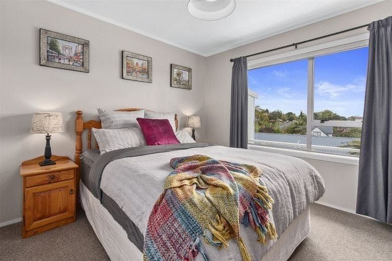 Photo of property in 2/24 Stredwick Drive, Torbay, Auckland, 0630