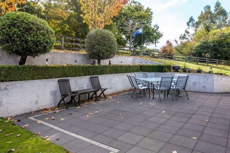 Photo of property in 1/253 Mapara Road, Acacia Bay, Taupo, 3385