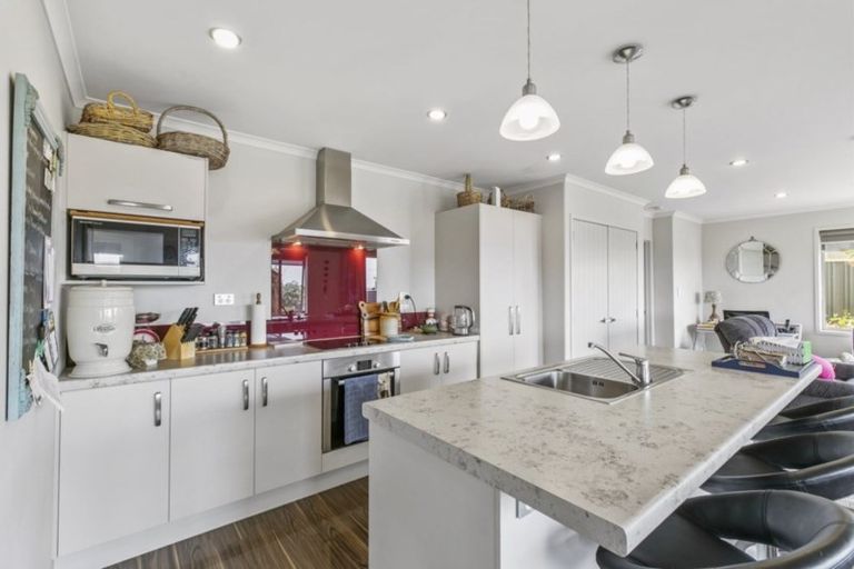 Photo of property in 39 Utopia Park Heights, Welcome Bay, Tauranga, 3112