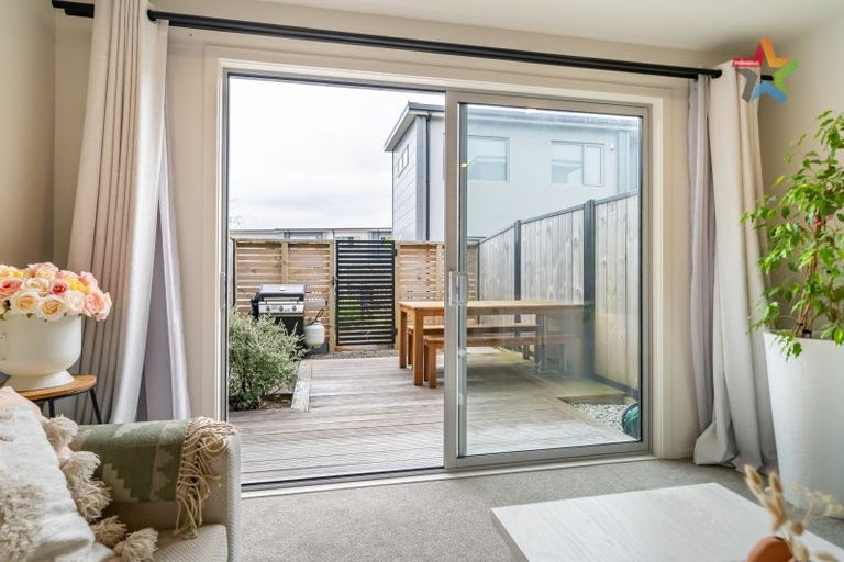 Photo of property in 23b Barber Grove, Moera, Lower Hutt, 5010