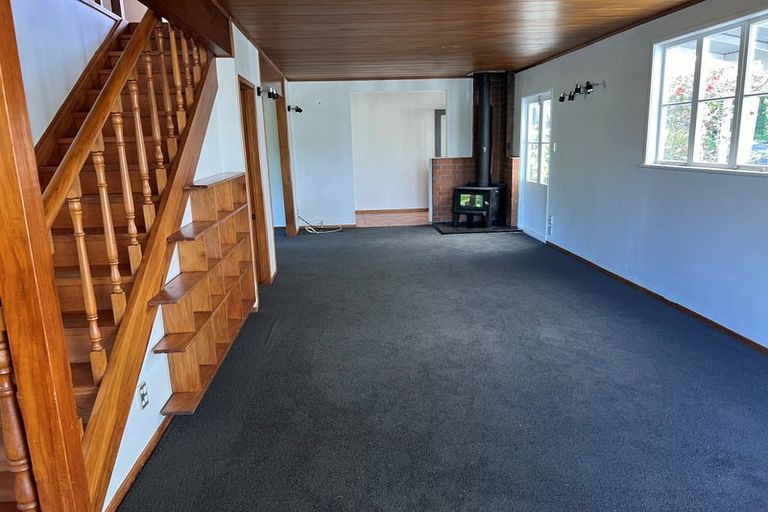 Photo of property in 225 Victory Road, Laingholm, Auckland, 0604