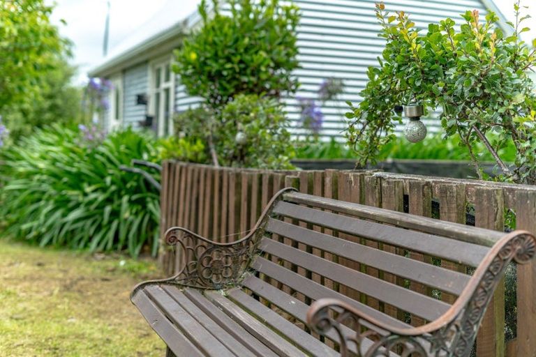 Photo of property in 18 Alfredton Road, Eketahuna, 4900