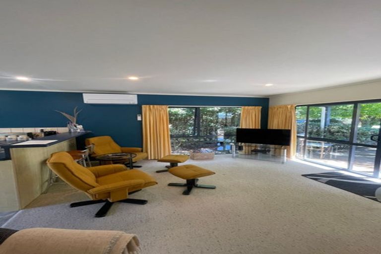 Photo of property in 153 Halcombe Road, Feilding, 4775