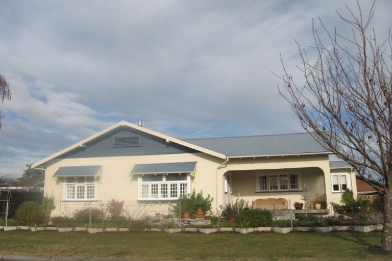 Photo of property in 1237 Louie Street, Parkvale, Hastings, 4122